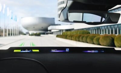 Електрическите автомобили на BMW ще имат Panoramic Vision дисплей, който се простира по цялата ширина на предното стъкло